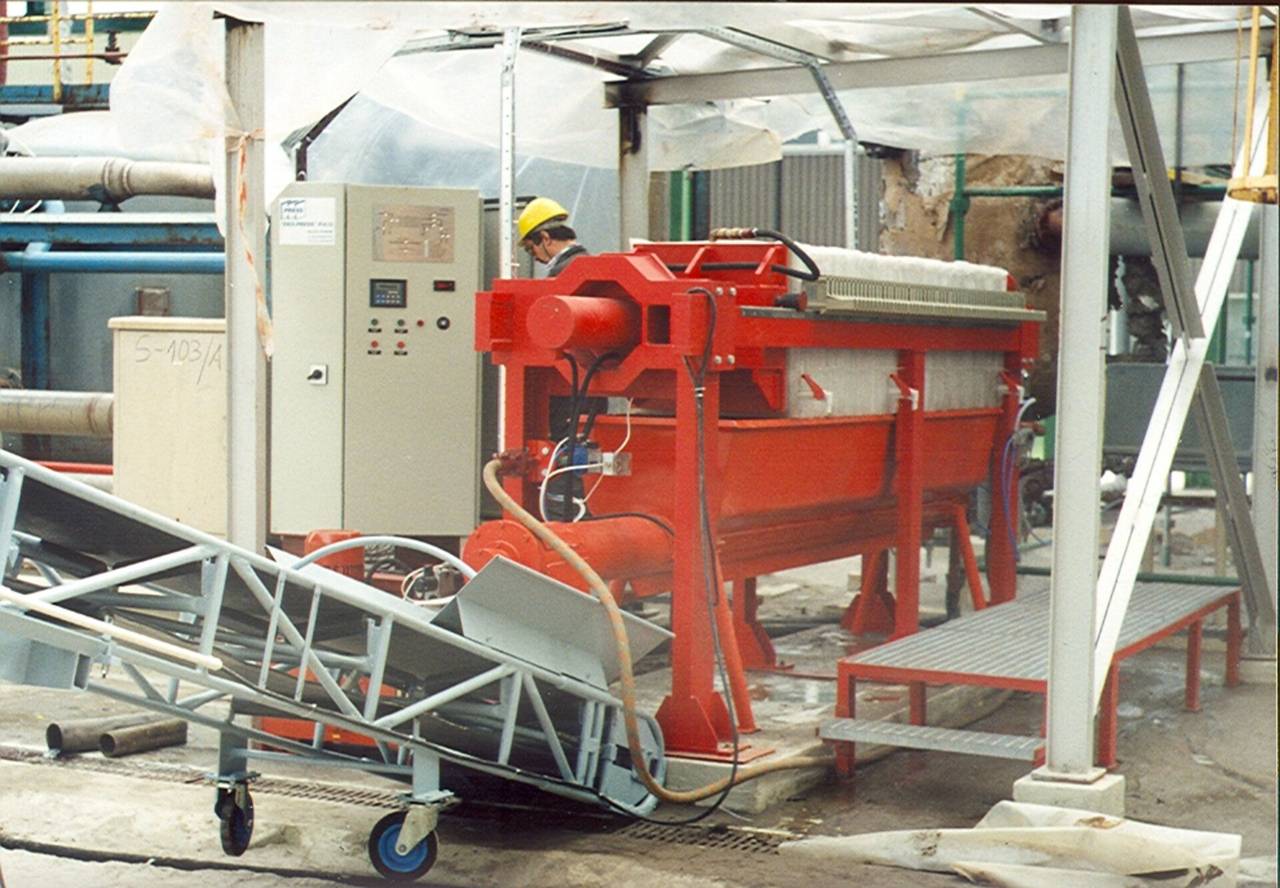 public/media/realizacje2/1000/prasa-filtracyjna-typ-1000-22