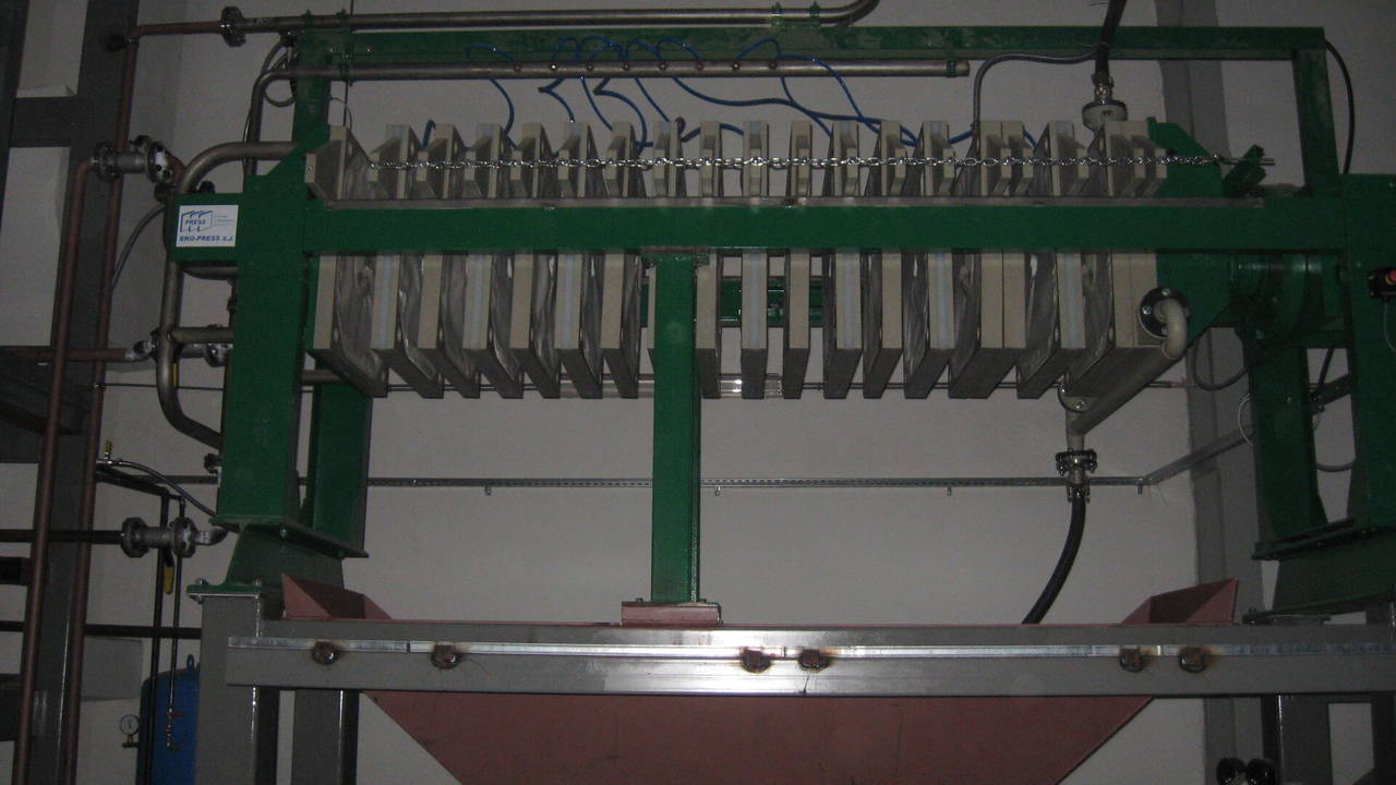 public/media/realizacje2/800/prasa-filtracyjna-typ-800-13